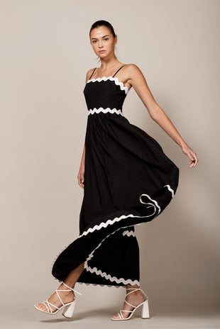 Sleeveless Contrast Detail Maxi Dress